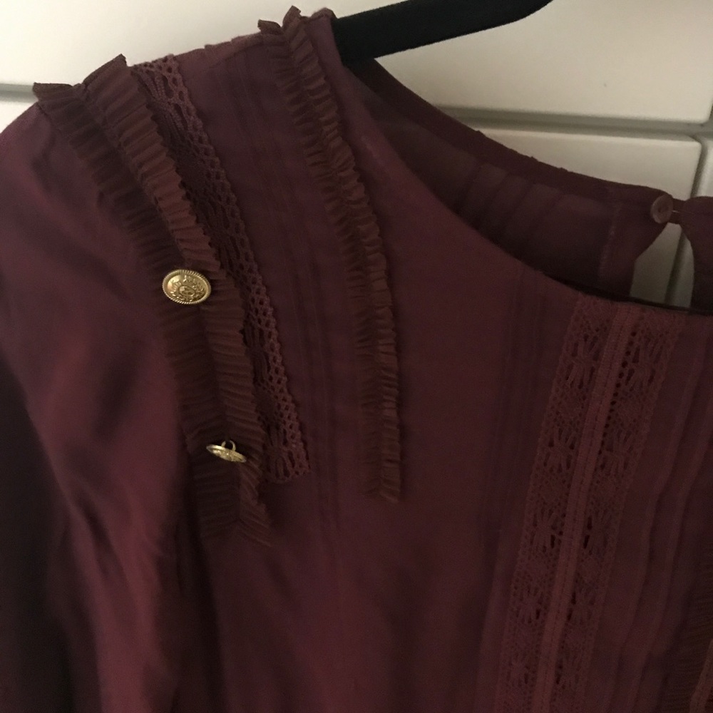 Blouse - Picture 2 of 3
